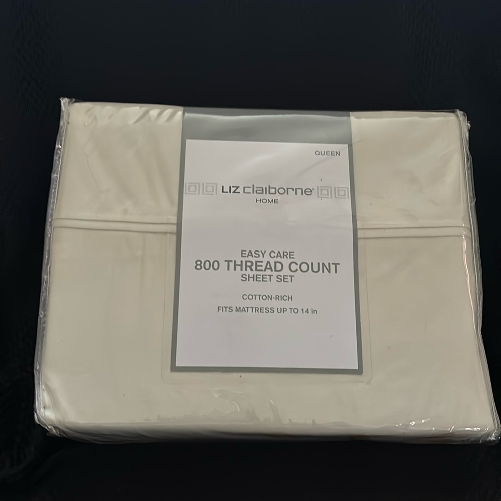 Liz Claiborne 800 Thread Count